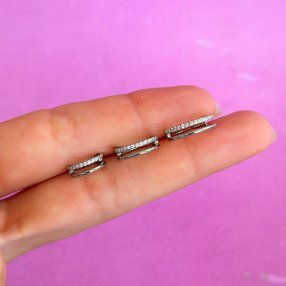 Titanium zircon double hinged segment