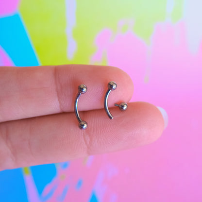 Titanium internally threaded curved barbell basic