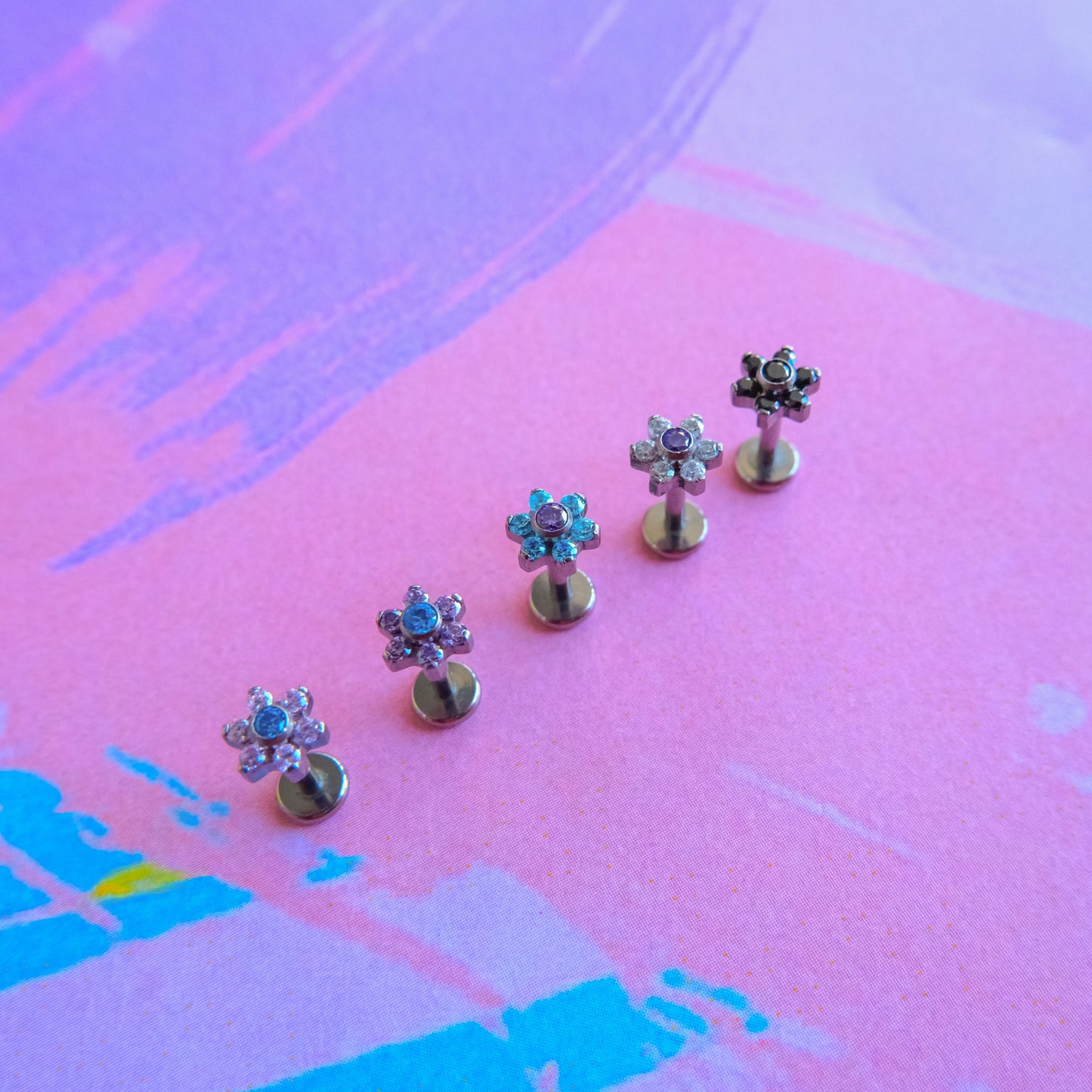 Titanium 6 petals flower zircon flatback