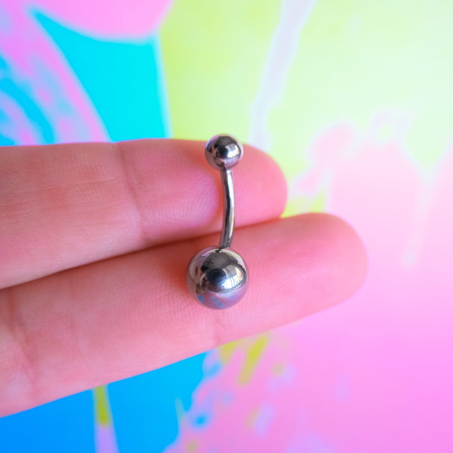 Titanium internally threaded navel basic belly