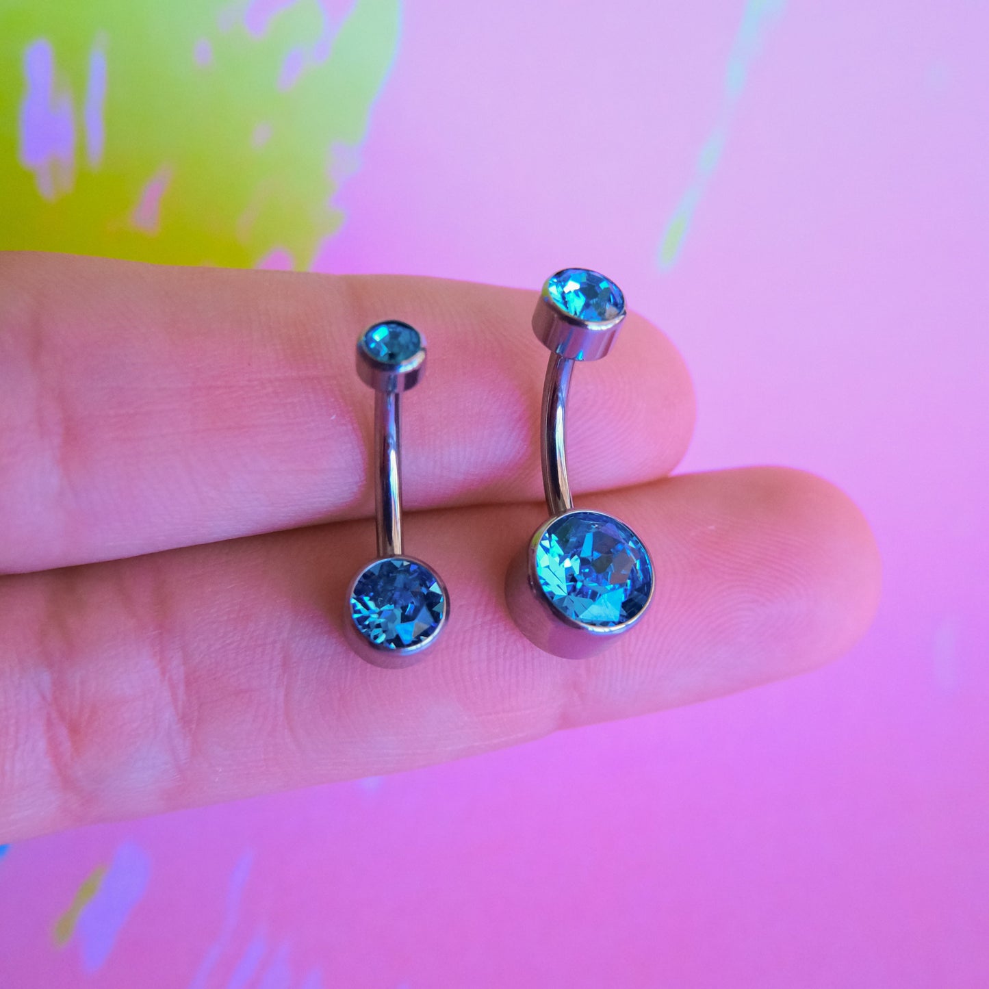 Titanium internally threaded navel zircon belly