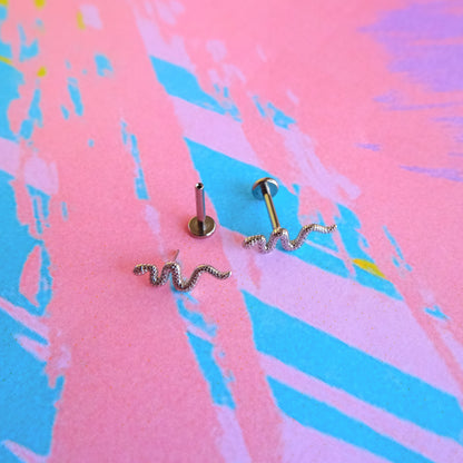 Titanium textured snake threadless flatback